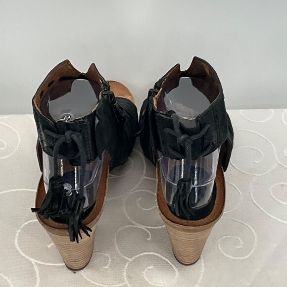 Miz Mooz Black Leather Heeled Sandals With Zipper Closure Size 40 Womens Europea - Picture 9 of 9